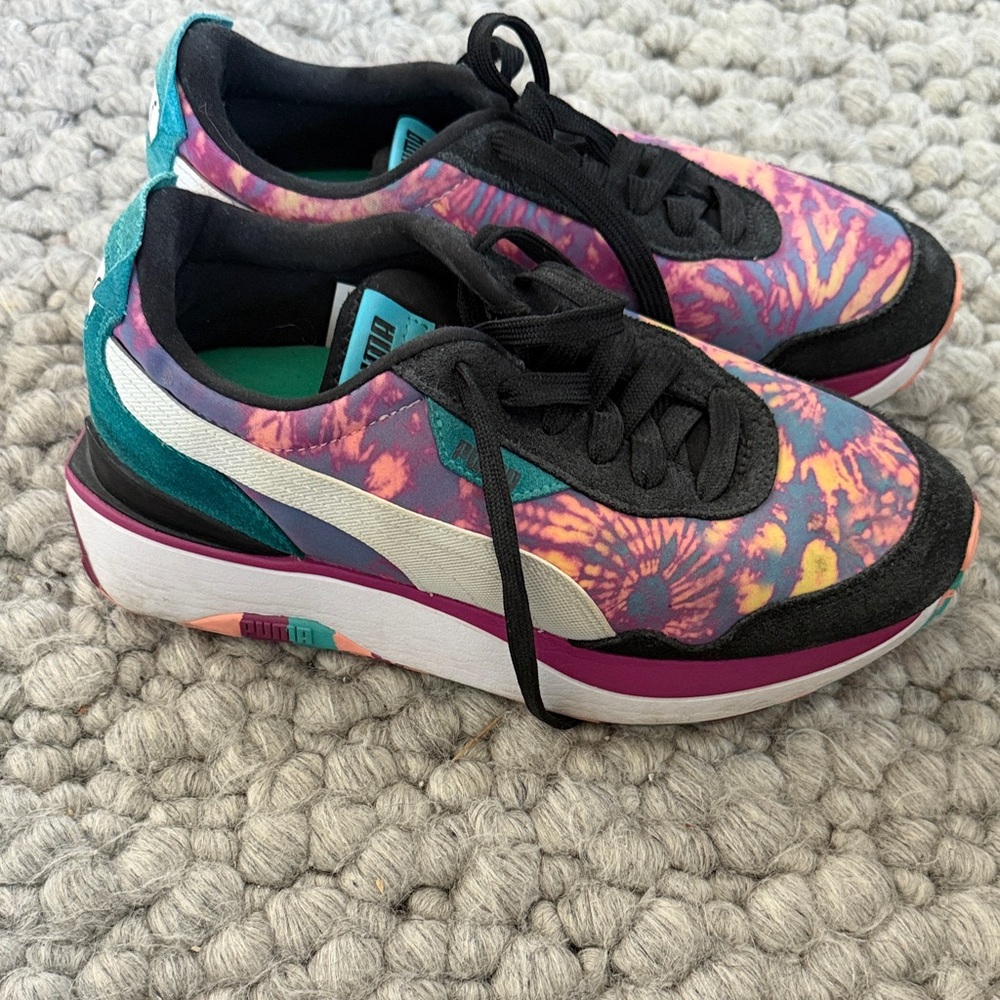 PUMA Cruise Rider Tie Dye Sneakers. Women’s Sz. 7.5